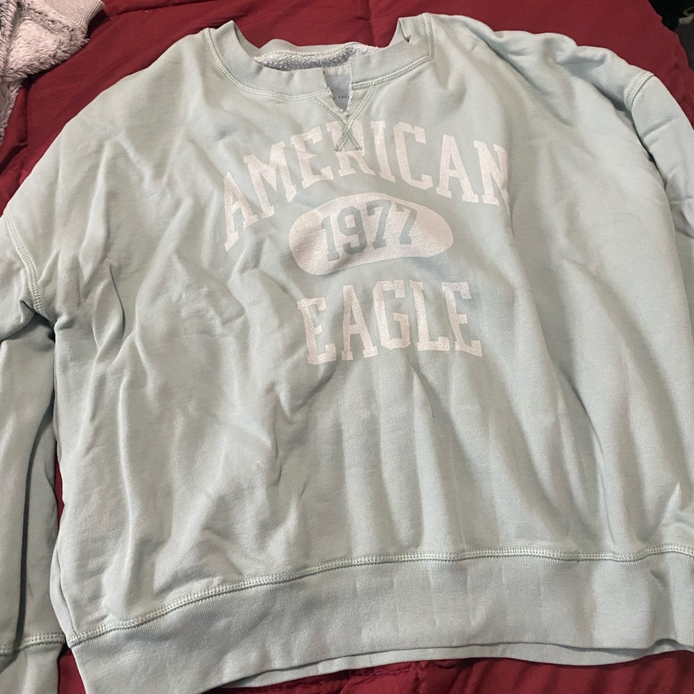 American eagle crewneck